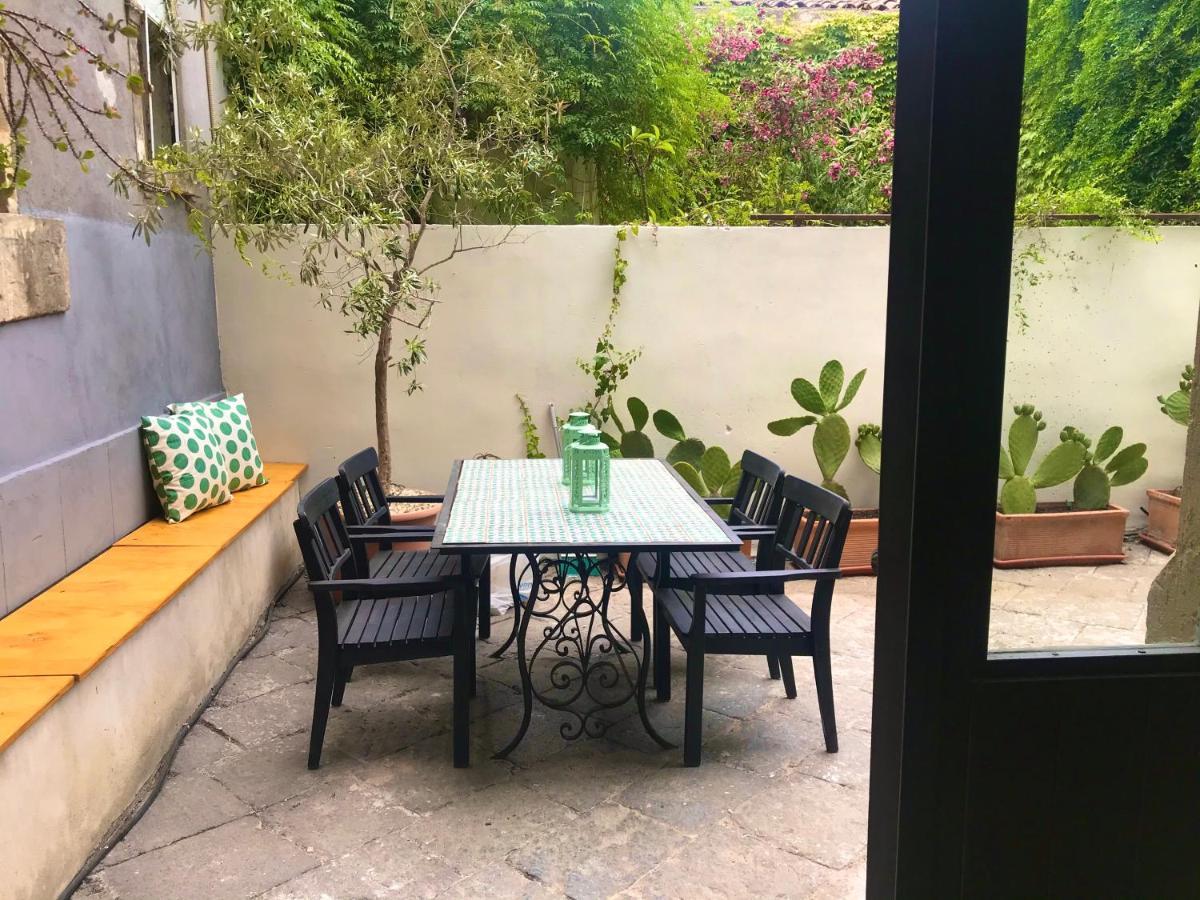 Oli'S Charming House Villa Catania Exterior foto